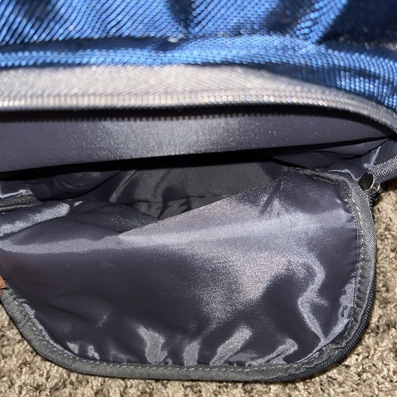 Columbia Summit Rush Backp Diaper Bag - Picture 3 of 10